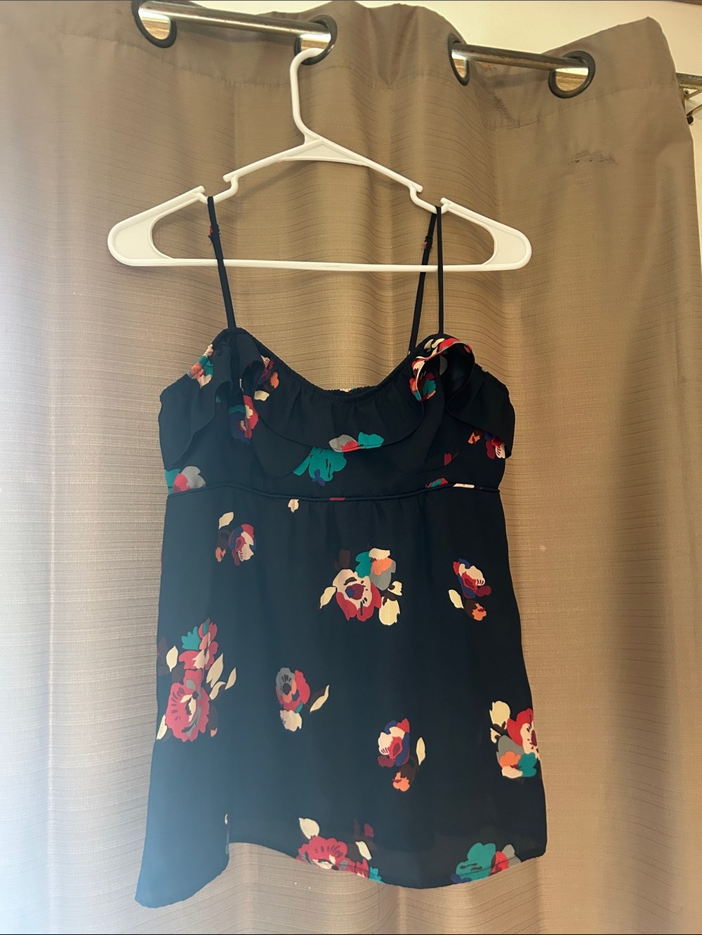 American Eagle Navy Floral Tank